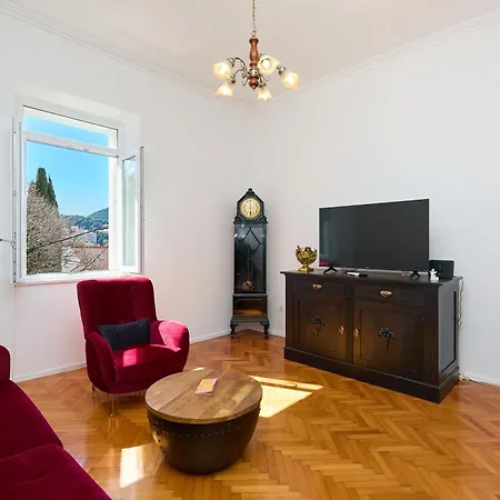 Garden Antique With Bubble * Dubrovnik