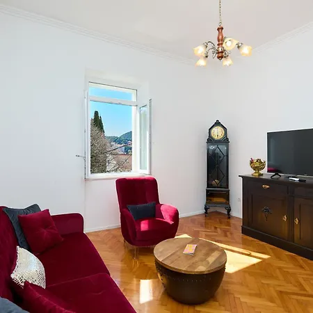 Garden Antique With Bubble * Dubrownik