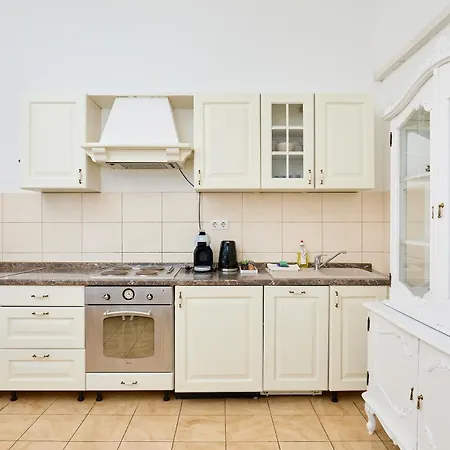 Garden Antique With Bubble Apartman Dubrovnik