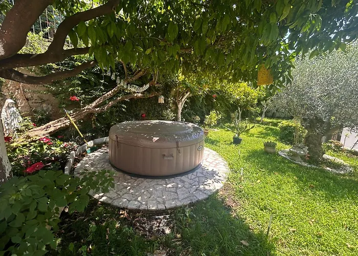 Garden Antique With Bubble