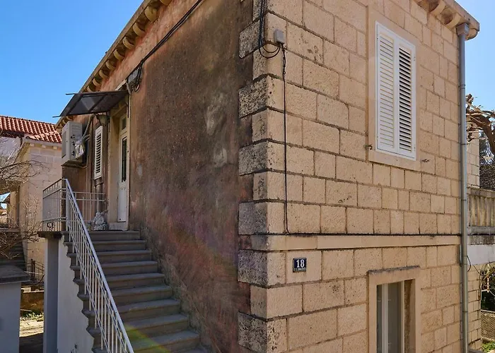 Garden Antique With Bubble *