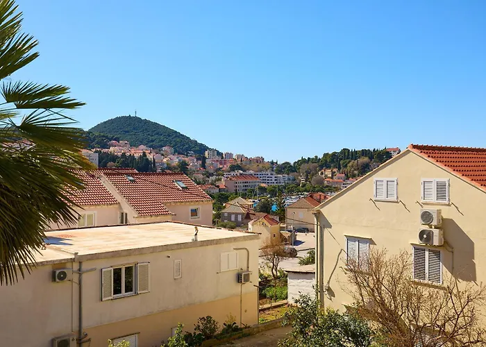 Appartement Garden Antique With Bubble