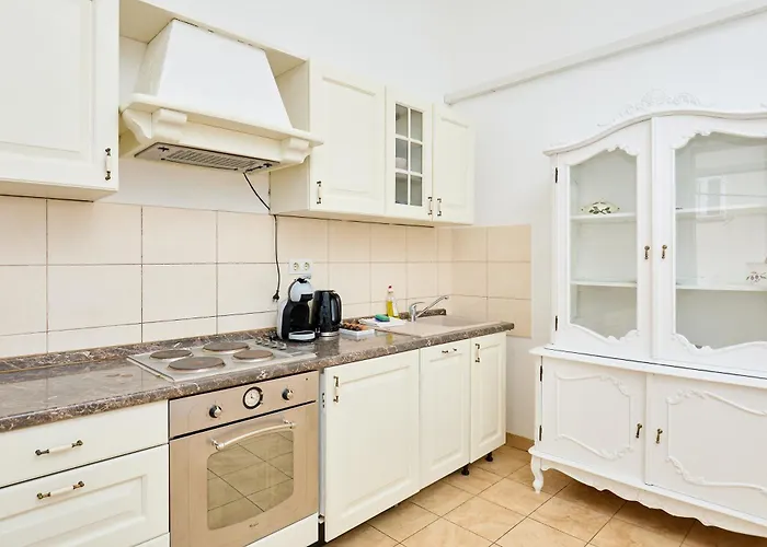 Garden Antique With Bubble Appartement