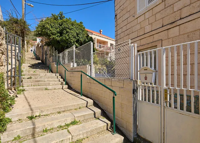 Garden Antique With Bubble *